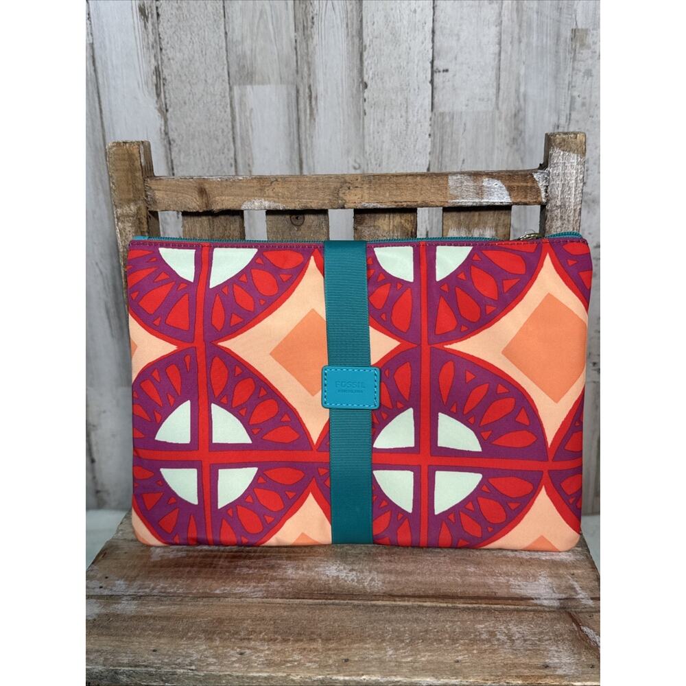 Fossil NWT Raspberry Keyper Triple Pouch Set - Picture 2 of 12